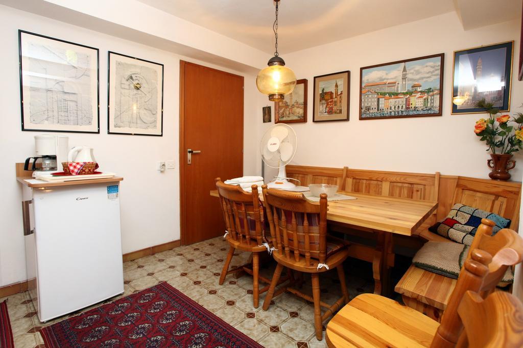 Parenzana Sea View Apartments Sk Portoroz Exterior foto